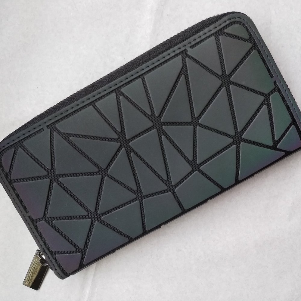 Holographic Geometric Wallet, Black Forest Green with Iridescent Reflection NWOT